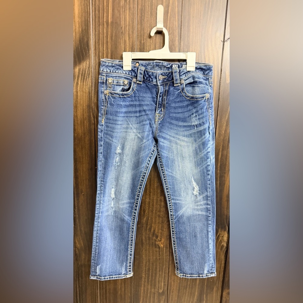 Miss Me Jeans Boyfriend Womens 28 JB5151P34 Cuffed Capri Distressed Rhinestone - Picture 3 of 10
